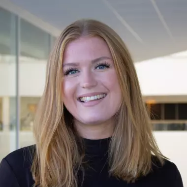 Portrett av Oda Woll Naug