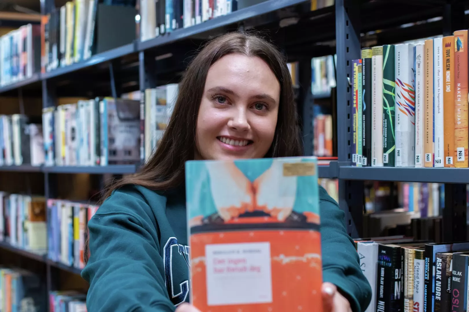 Viktoria Wikstrøm, bachelor i språk og litteratur