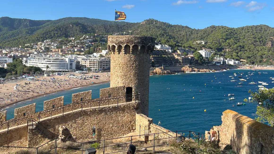 Utsiktsbilde fra en borg ved havet