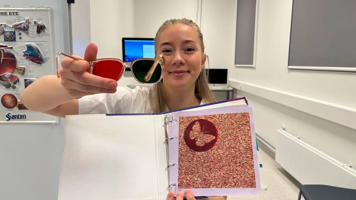 Oda Jørgensen, optiker på øyeavdelingen til Drammen sykehus